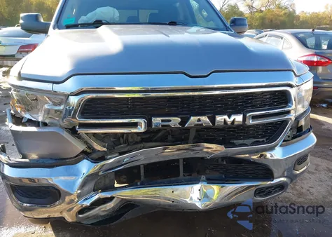 2021 Ram 1500 Tradesman 4X4 5'7 Box z USA, uszkodzony, nr VIN 1C6SRFGT9MN834639